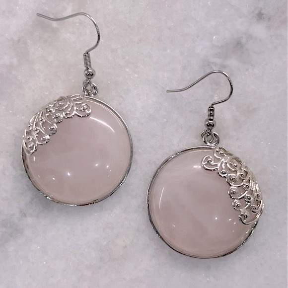 Galilea Rose Quartz Pendant Necklace and Earrings - Picture 7 of 10
